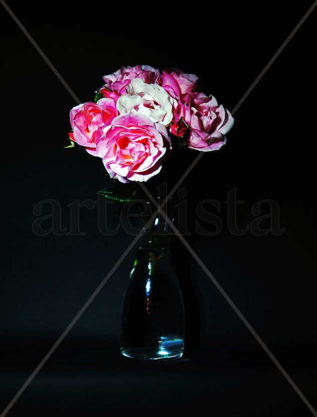 Jarron de Rosas para la noche.