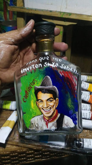 ARTE EN BOTELLAS, BOTELLAZOS DE ARTE, johnny mcdonald pintor hondureño contemporaneo Acrylic Glass Portrait