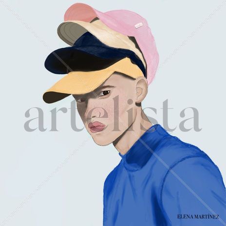 Chico con gorras