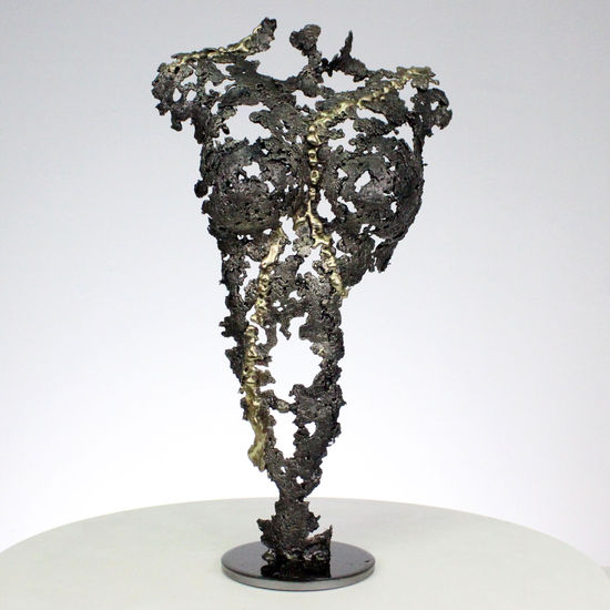 Pavarti navidad - Mujer escultura del cuerpo de metal, de encaje, acero y latón Metal Figurative