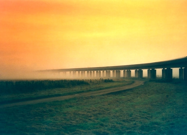 Puente al infinito Otras temáticas Color (Química)