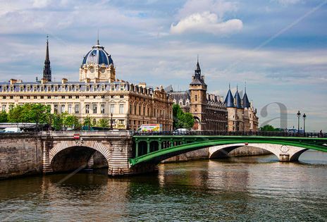 París