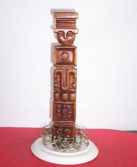 MONOLITO MAYA Madera Figurativa