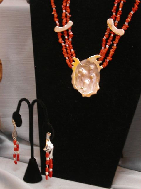 collar coral cerdeña
