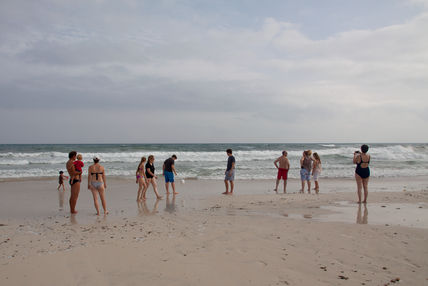 People from the beach