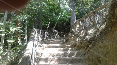 Monasterio de...