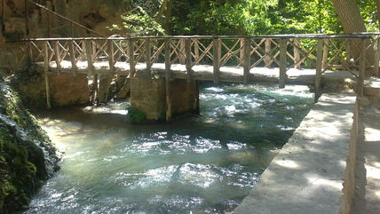 Monasterio de...
