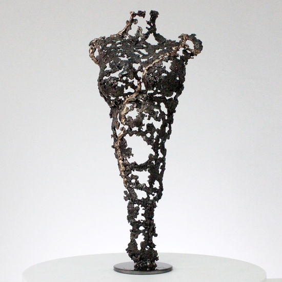 Pavarti Rose Metal Figurative