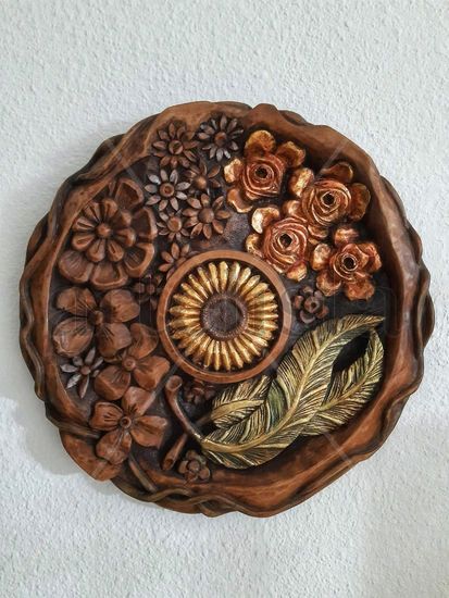 Composición floral. Wood Figurative