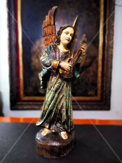 Arcangel con Guitarra Carving Figurative