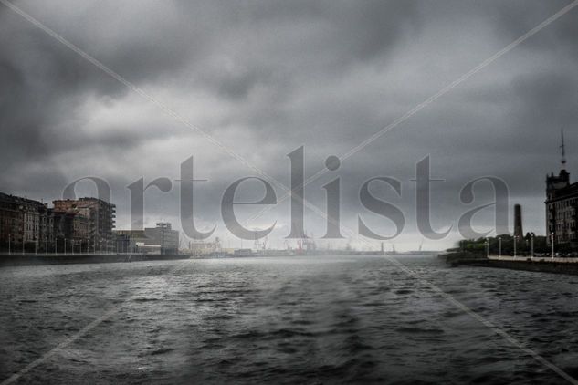 Tormenta desde el Puente de Bizkaia Viajes Color (Digital)