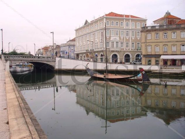 "Canal de Aveiro portugal" Travel Black and White (Digital)