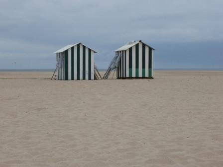 "Casetas de la playa de Figueira" 