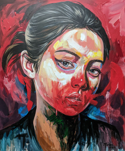 Ella besa en rojo.