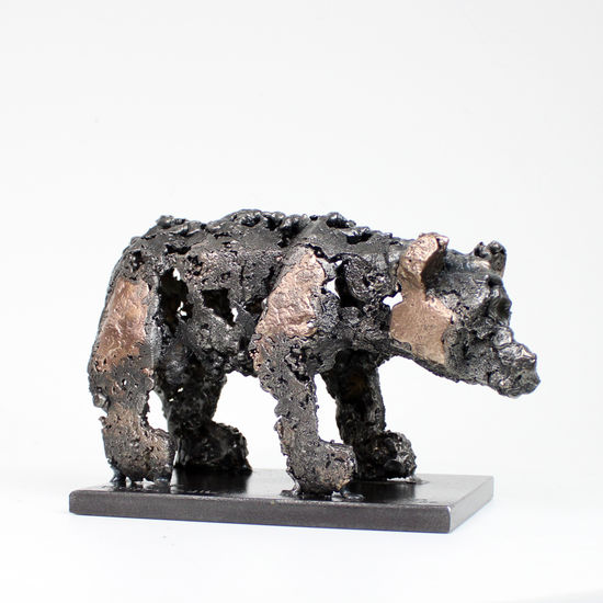 Oso 18-22 Bronze Figurative