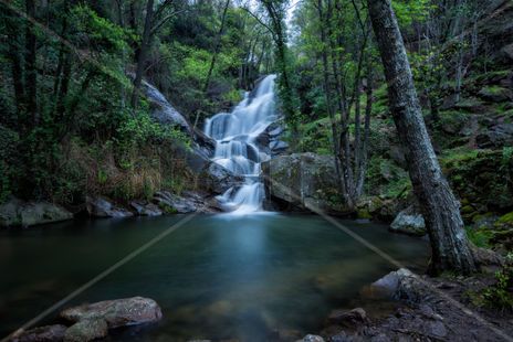 Cascada en invierno