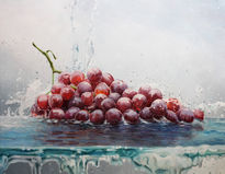 Drops on grapes