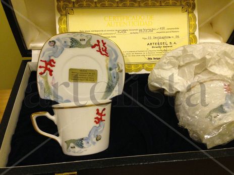 Juego de dos tazas...