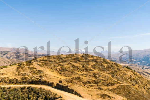 Bajo la mirada del nevado