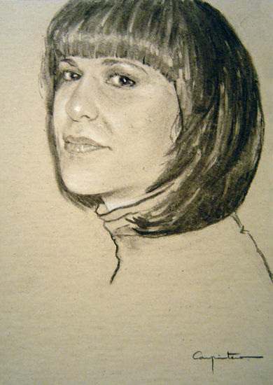 Verónica Charcoal