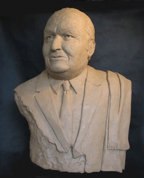 Monumento a Albano Honores