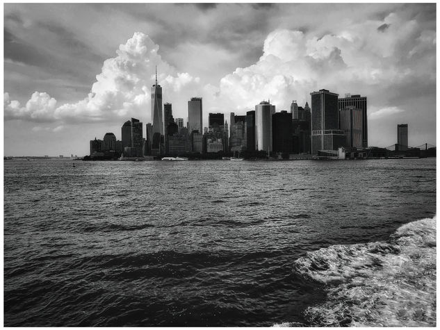 Manhattan Skyline Viajes Blanco y Negro (Digital)