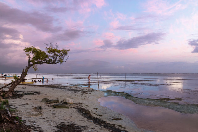 Atardecer en Mahahual / Sunset at Mahahual Nature Color (Digital)