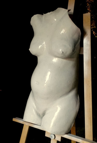 ESCULTURA PERSONALIZADA 07 Others Figurative