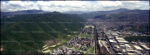 Panorámicas de Caracas Photojournalism and Documentary Color (Manual)