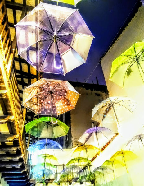 Lluvia de paraguas