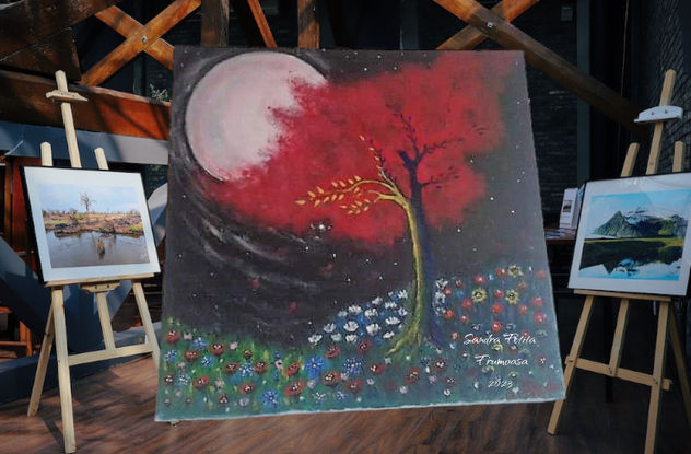 La Fascinante Pasión de la Luna: Un Canto a la Belleza y el Misterio en la Pintura