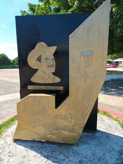 Monumento al cantante