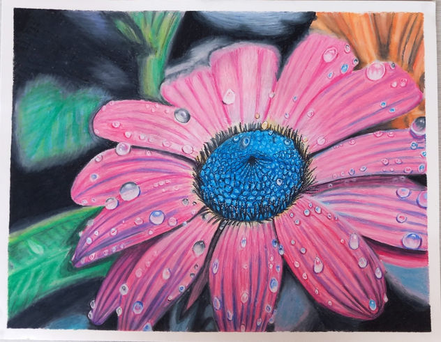 Flor con gotas de rocío
