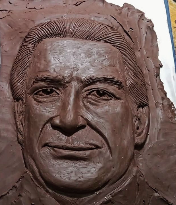 ADAN CELIS GONZALEZ, RELIEVE ESCULTURA
