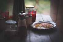 Desayuno en la cabaña