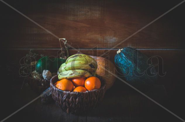 mesa con frutas y verduras Still lifes Color (Digital)