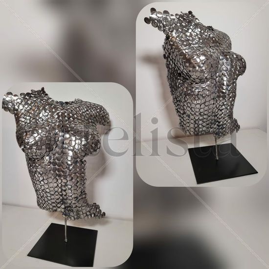 Torso II Metal Figurativa