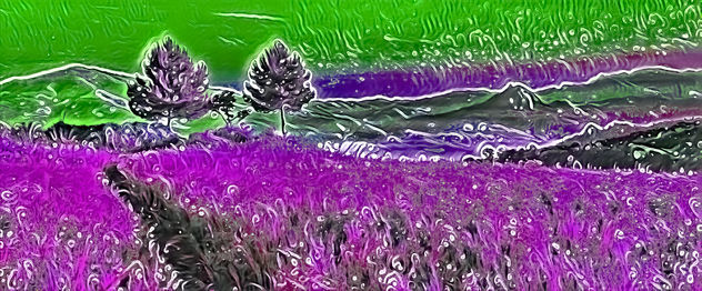 Paisaje verde y violeta