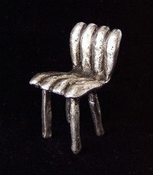 Joya de autor - Silla en  miniatura Jewellery Metal