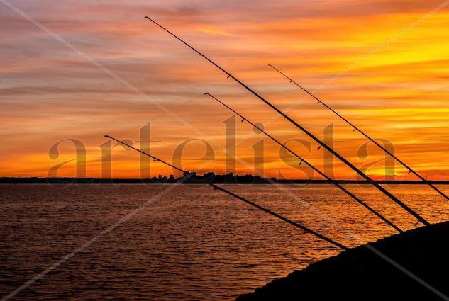 Pescando Atardeceres Otras temáticas Color (Digital)