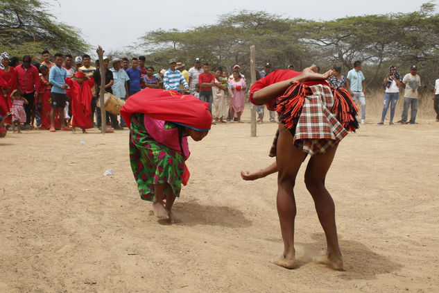 Yonna, danza de los indígenas wayuu Fotoperiodismo y documental Color (Digital)