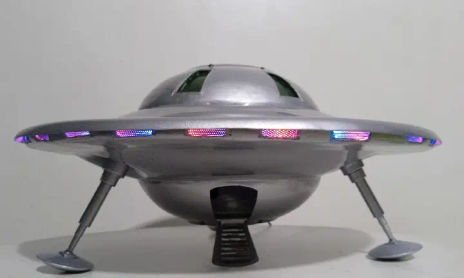 OVNI UFO SCULPTURE