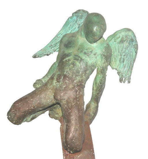 angel Bronce Figurativa