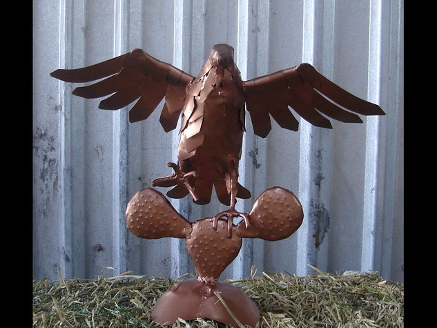 aguila Metal Figurative