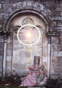 08-Virgen en la puerta