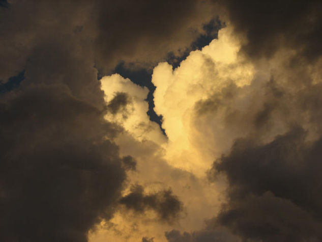 CUMULUS NIMBUS Naturaleza Color (Digital)