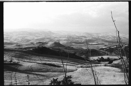 caltagirone Naturaleza Blanco y Negro (Química)