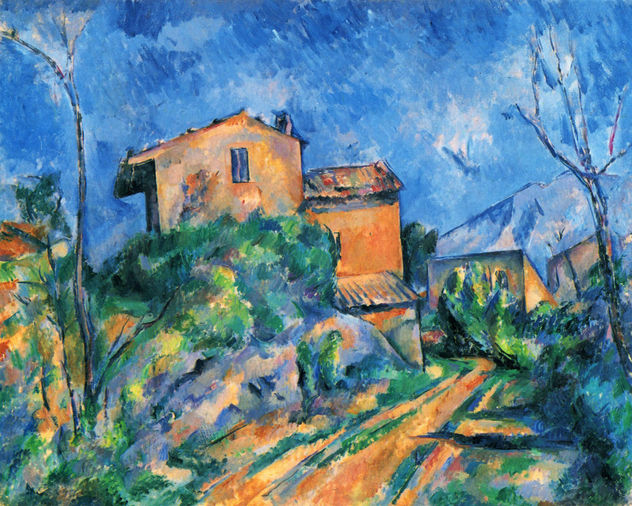 House María on the path of Château Noir