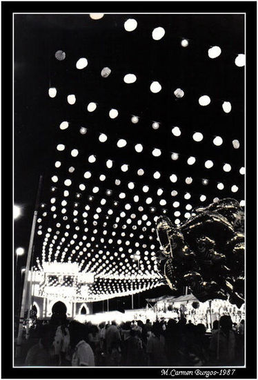 Real de la feria de Málaga, 1987 Otras temáticas Blanco y Negro (Química)