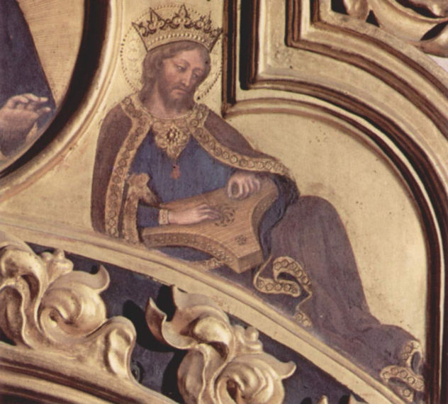 Adoración de los Reyes Magos, campo central del gablete, escena izquierda